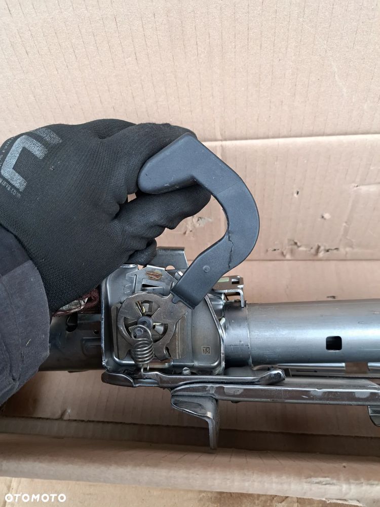 Sztyca Kolumna kierownicza Peugeot 308 III DS 4 II Opel Astra L 98308525ZD 9830852580 - 9