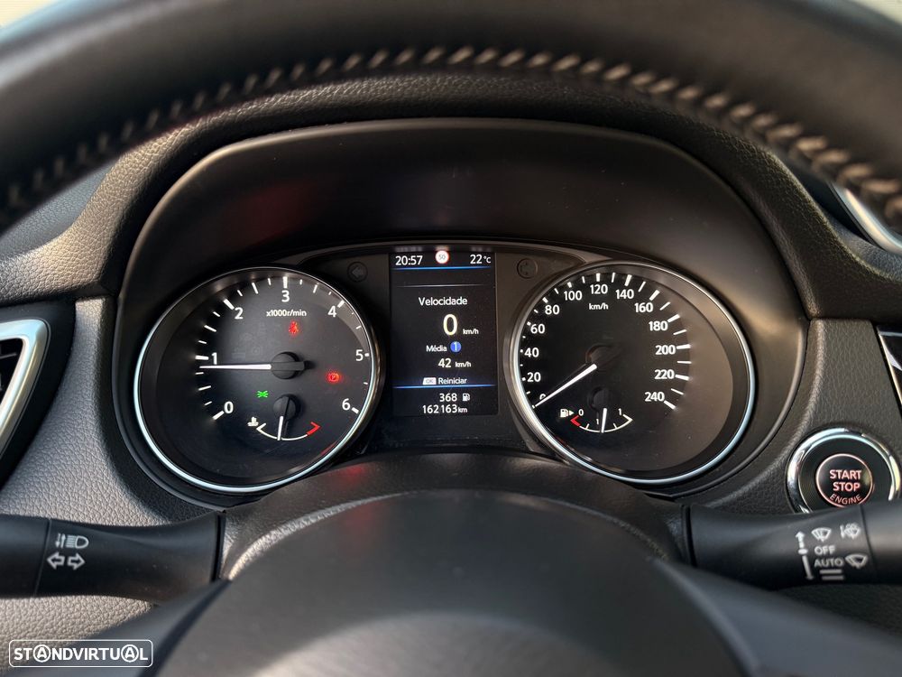 Nissan Qashqai 1.5 dCi N-Connecta J18 - 15