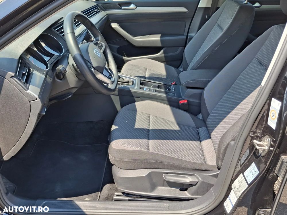 Volkswagen Passat - 10