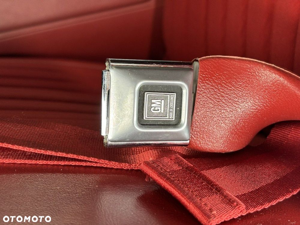 Oldsmobile Cutlass - 40