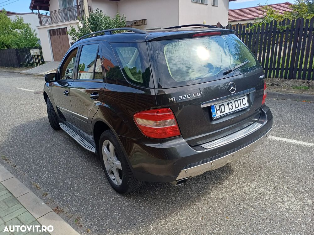 Mercedes-Benz ML - 4