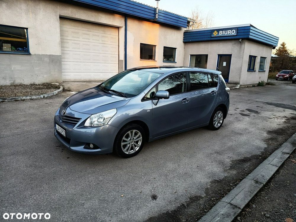 Toyota Verso - 2