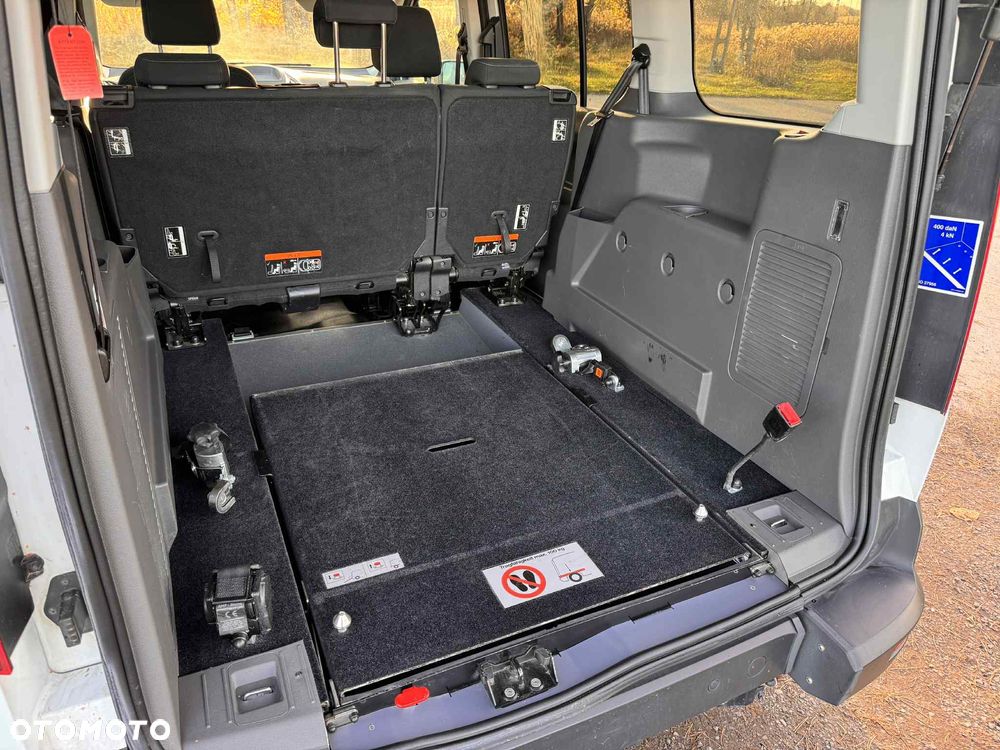 Ford Transit Connect - 14