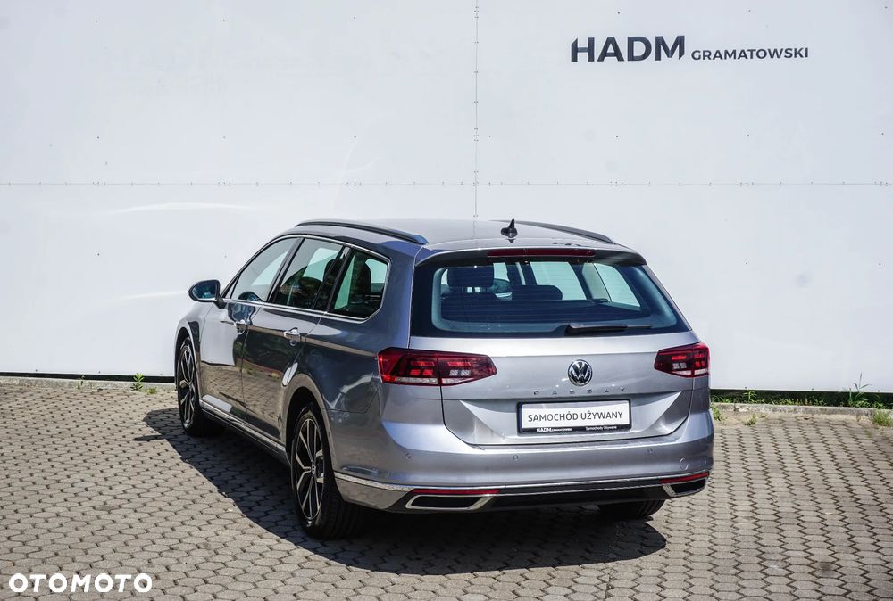 Volkswagen Passat 1.5 TSI EVO Elegance DSG - 6