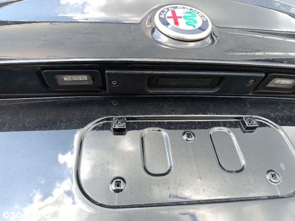 ALFA ROMEO GIULIA KLAPA BAGAŻNIKA - 8