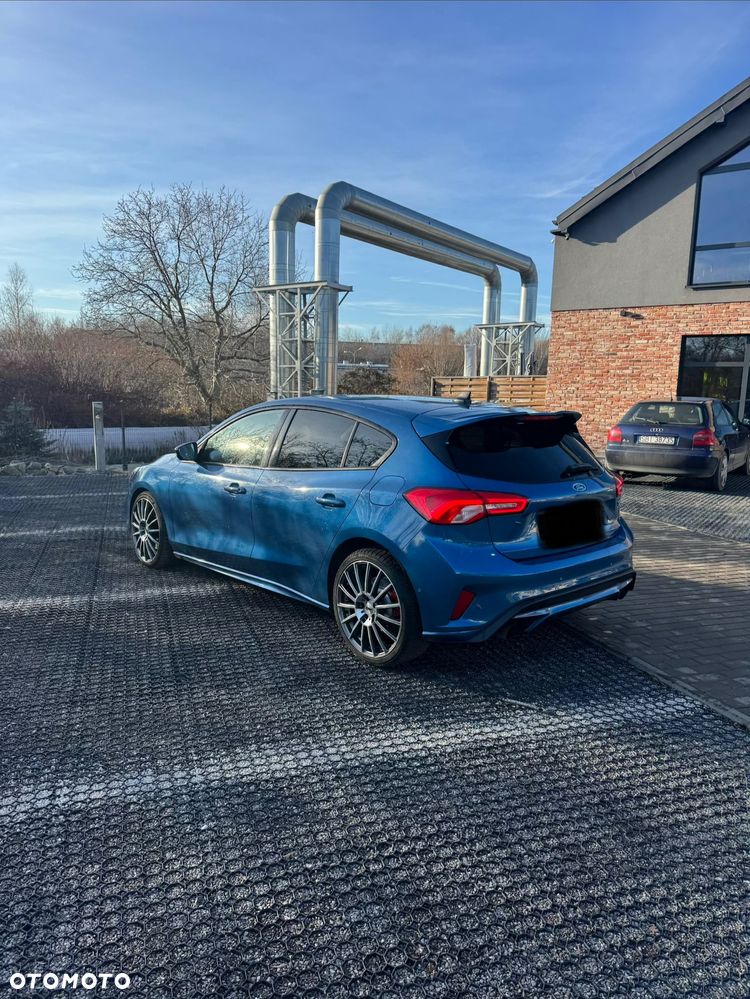 Ford Focus 2.3 EcoBoost ST - 24
