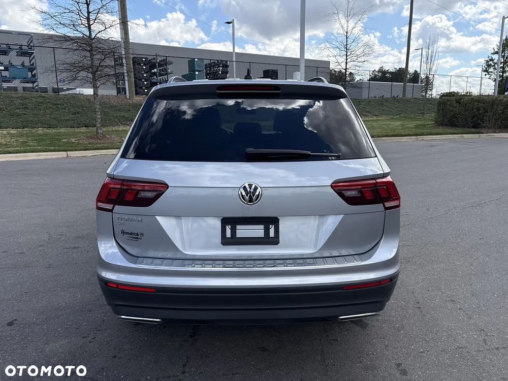 Volkswagen Tiguan - 5