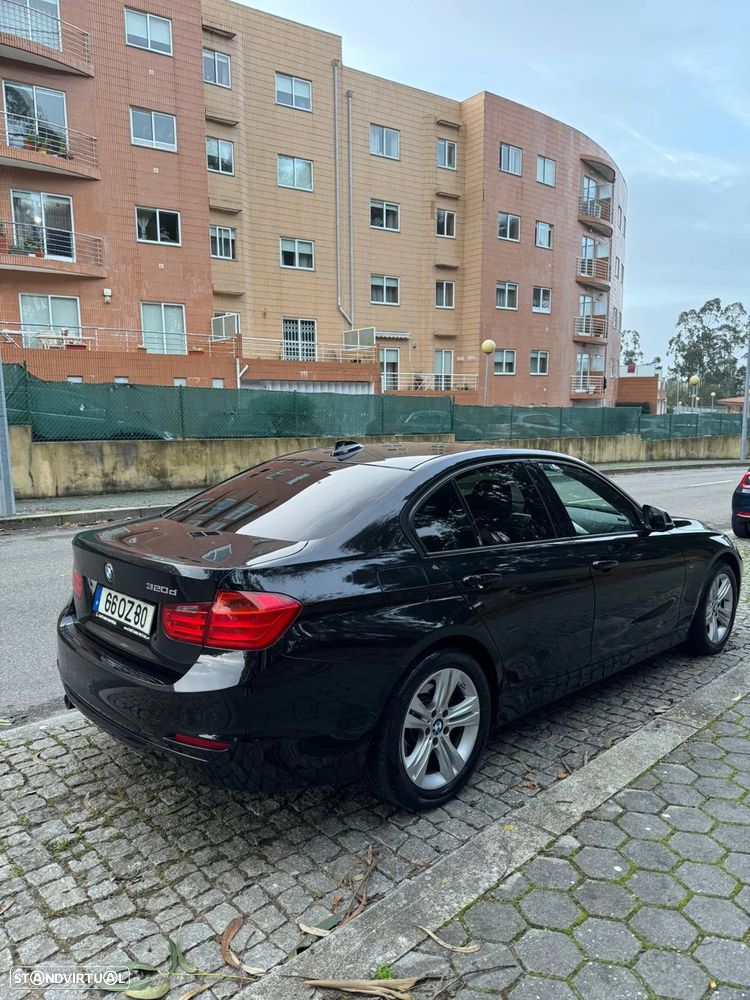 BMW 320 d Auto Line Sport - 5