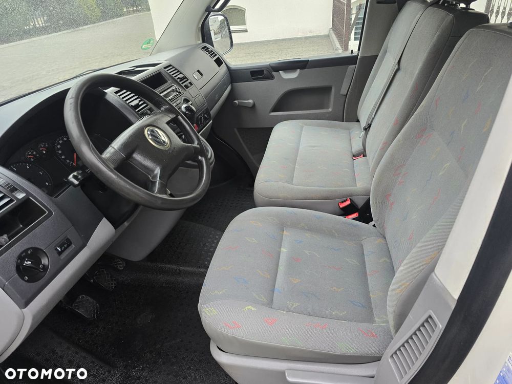 Volkswagen Transporter - 19