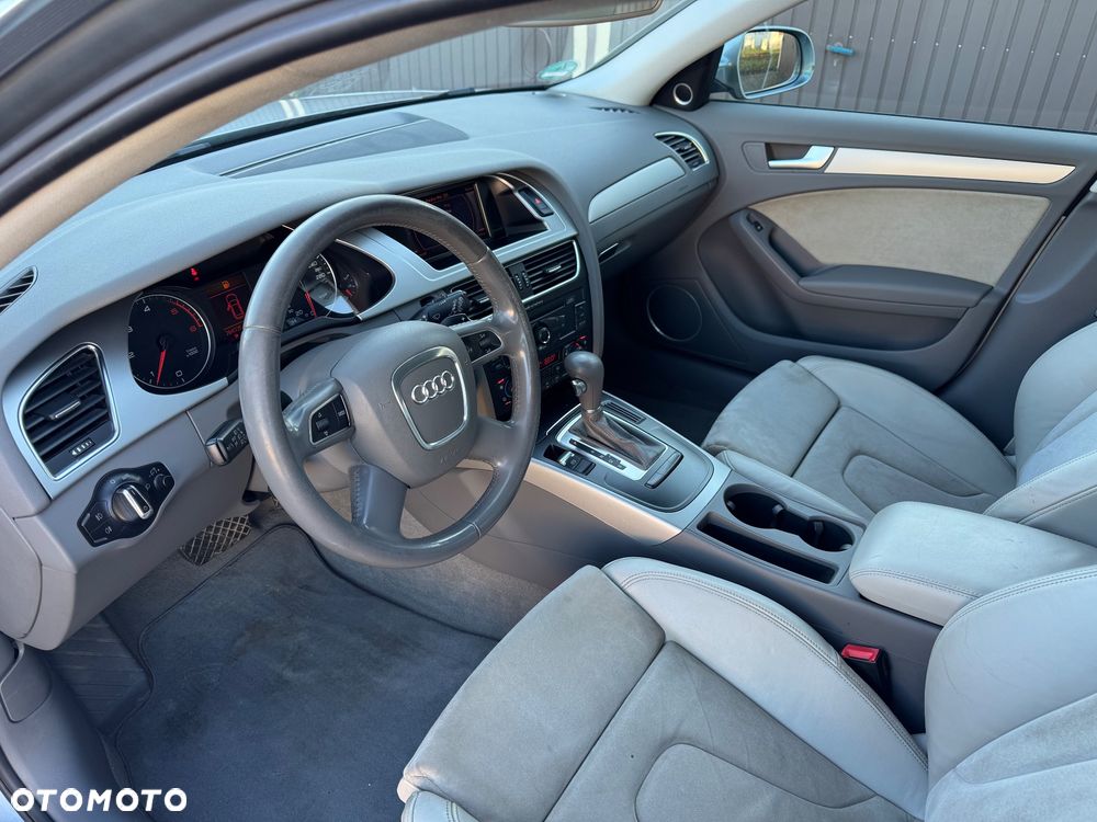 Audi A4 Avant 2.0 TDI Multitronic - 8