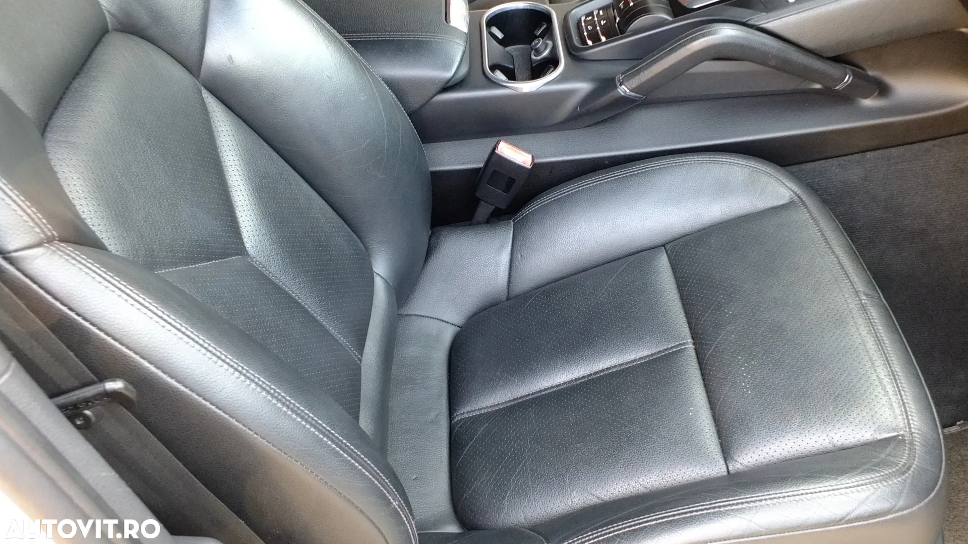 Porsche Cayenne S Hybrid Tiptronic S - 33