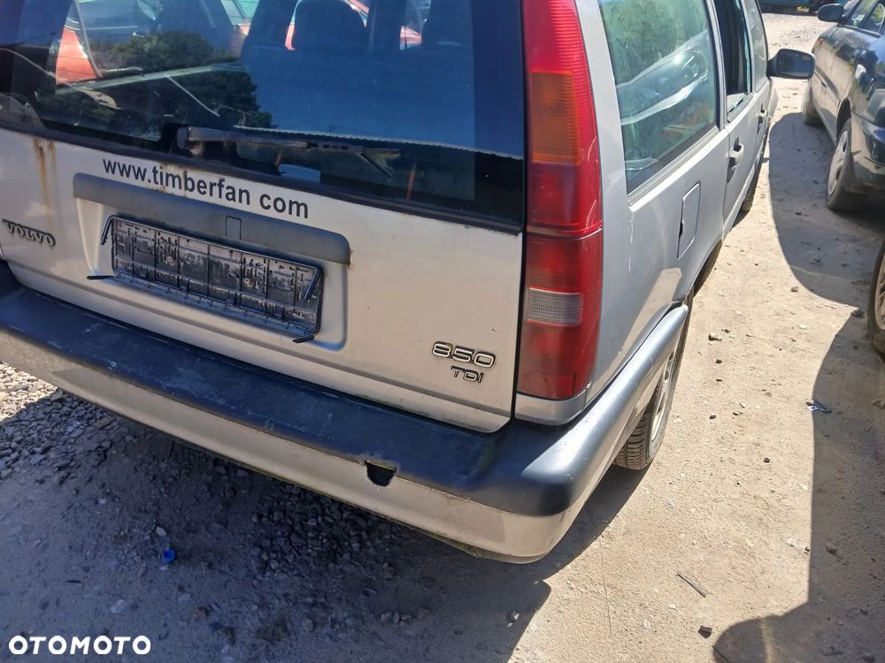 volvo 850 kombi fotel fotele kanapa deska kokpit podsufitka boczek boczki klamka podłokietnik licznik - 2