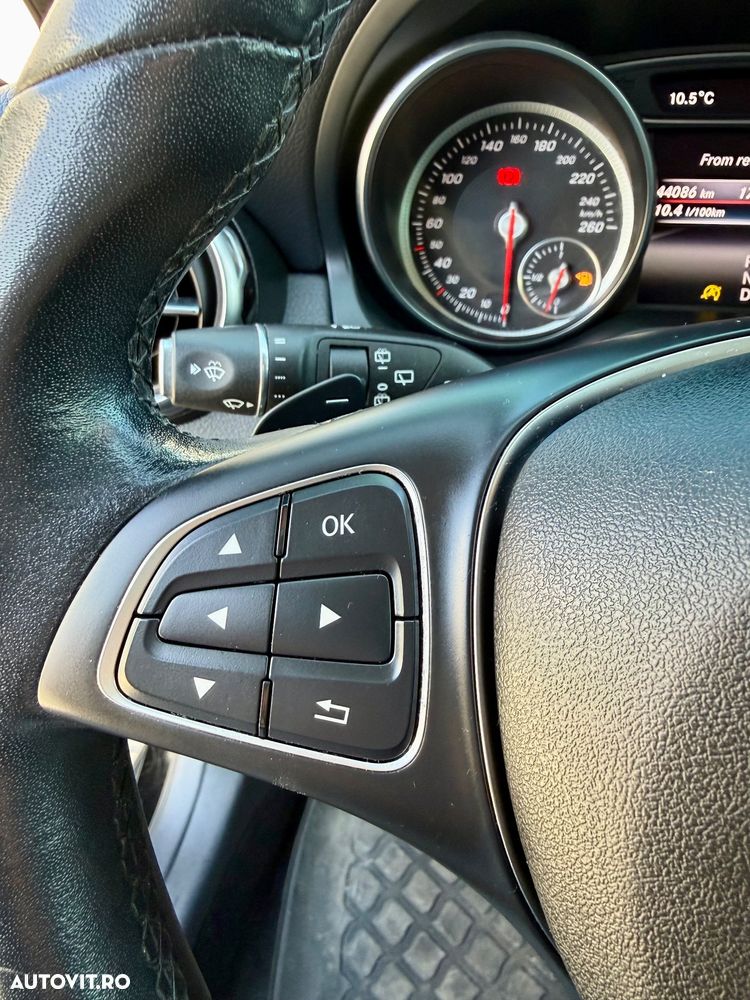 Mercedes-Benz GLA 220 d 4MATIC Aut. - 13