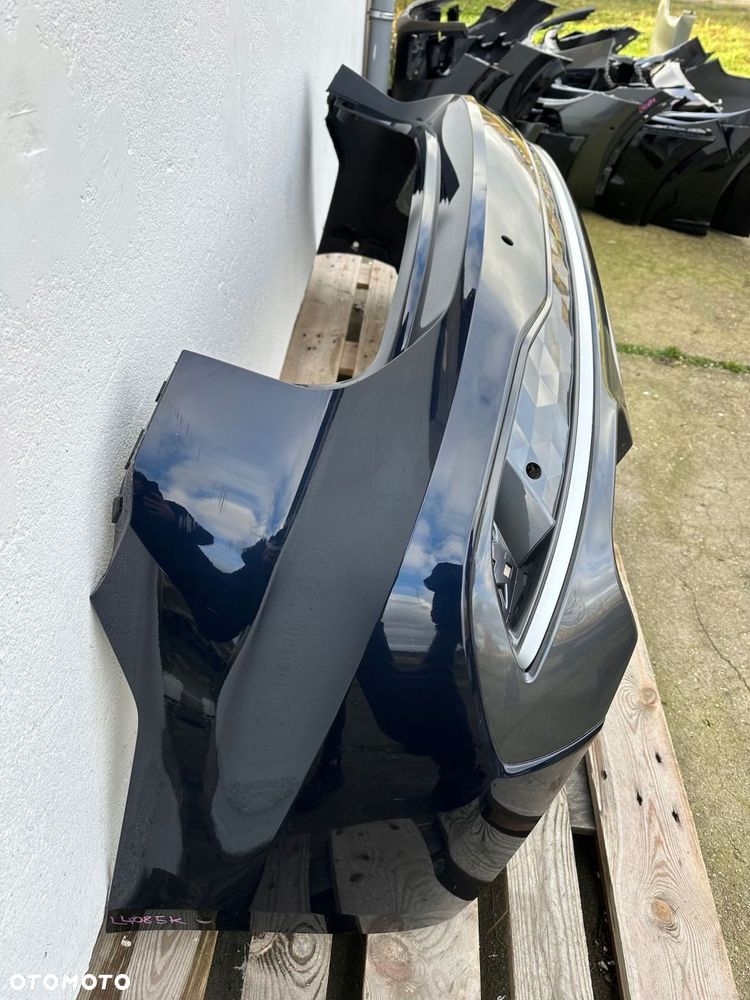 zderzak tył tylny audi a5 b10 8b3 2024- 8b3807511a cały oryginał - 2
