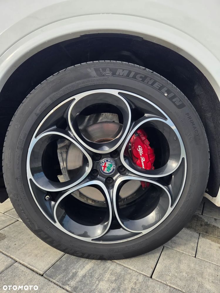 Alfa Romeo Stelvio 2.0 Turbo Veloce TI Q4 - 14