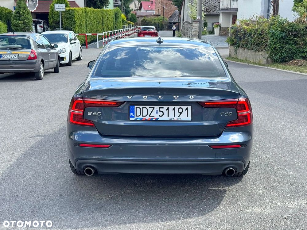 Volvo S60 T6 AWD Momentum Pro - 5