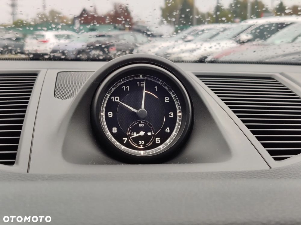 Porsche Macan Standard - 17