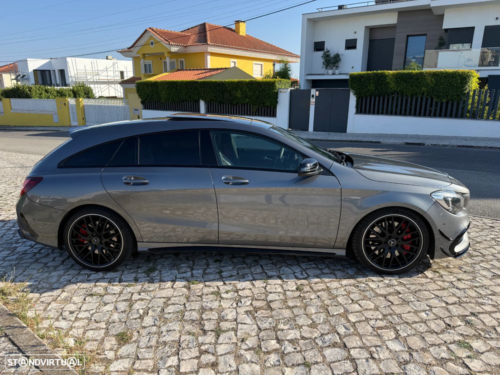 Mercedes-Benz CLA 45 AMG - 4