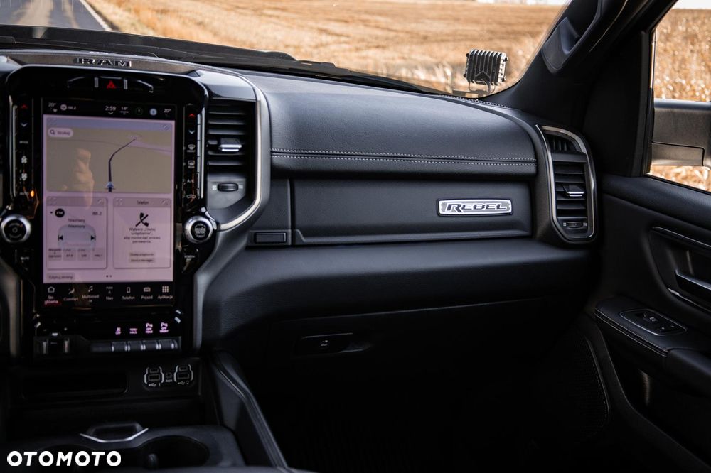 RAM 1500 Crew Cab Shortbed Rebel - 8