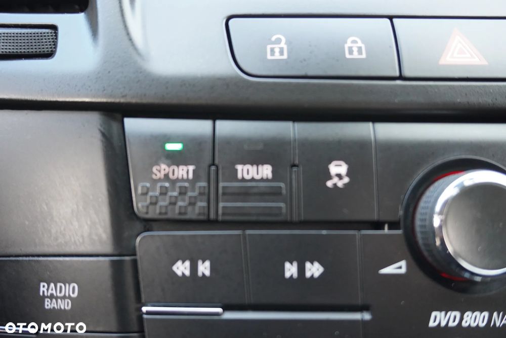 Opel Insignia 1.6 Turbo Sports Tourer Cosmo - 27