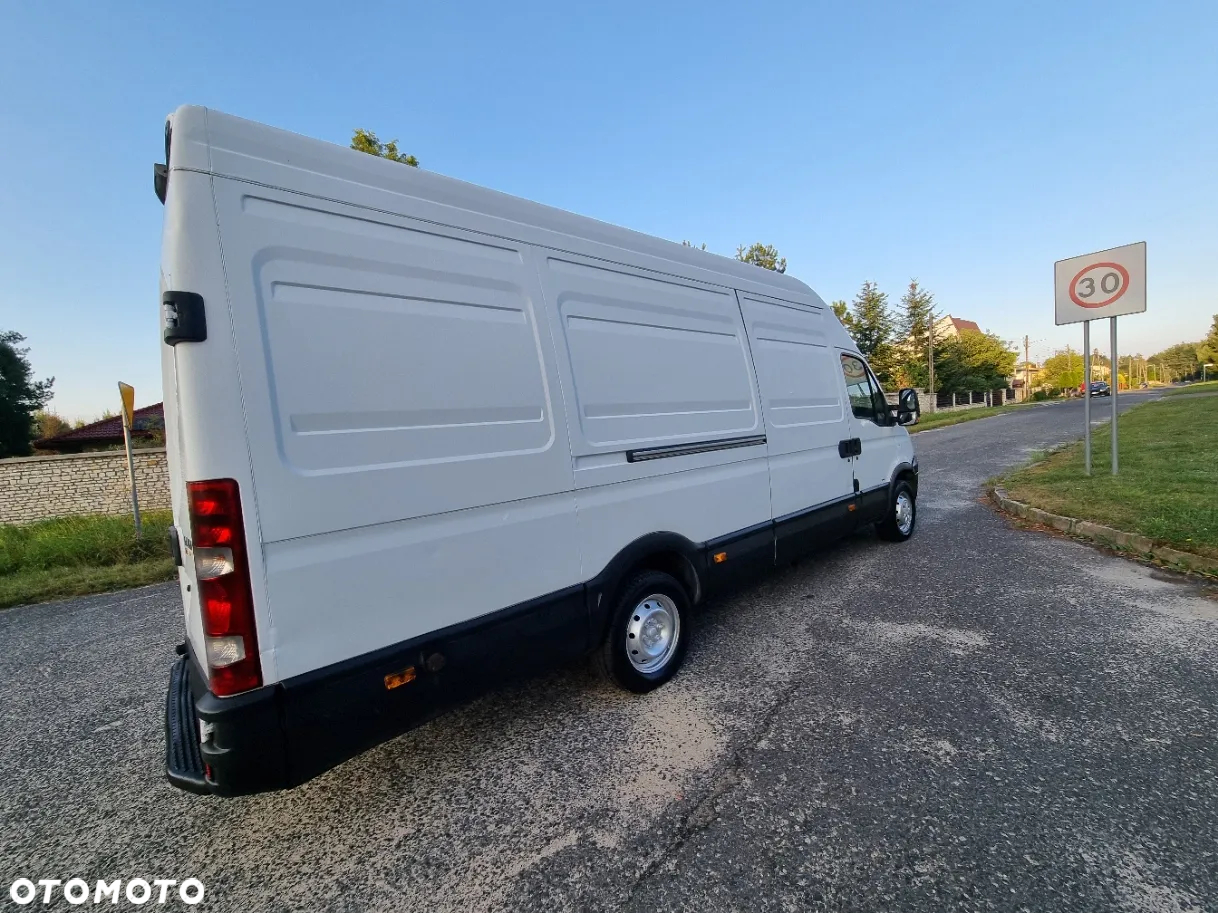 Iveco DAILY - 8