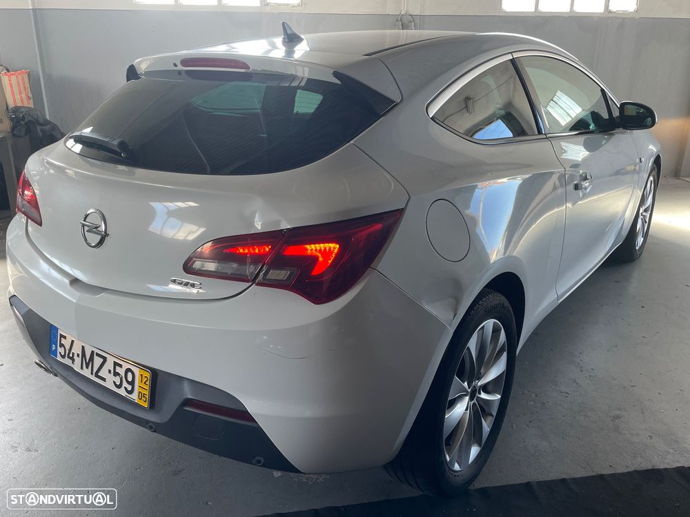 Opel Astra GTC 1.4 Turbo ecoFLEX S&S - 4