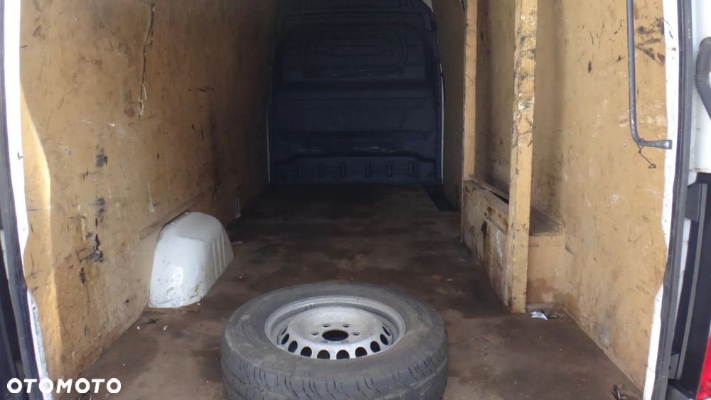 Mercedes-Benz SPRINTER - 8