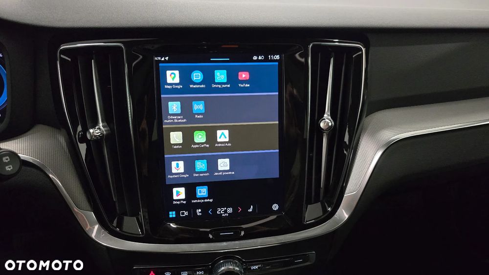 Volvo V60 B4 B DKG Plus Dark - 33