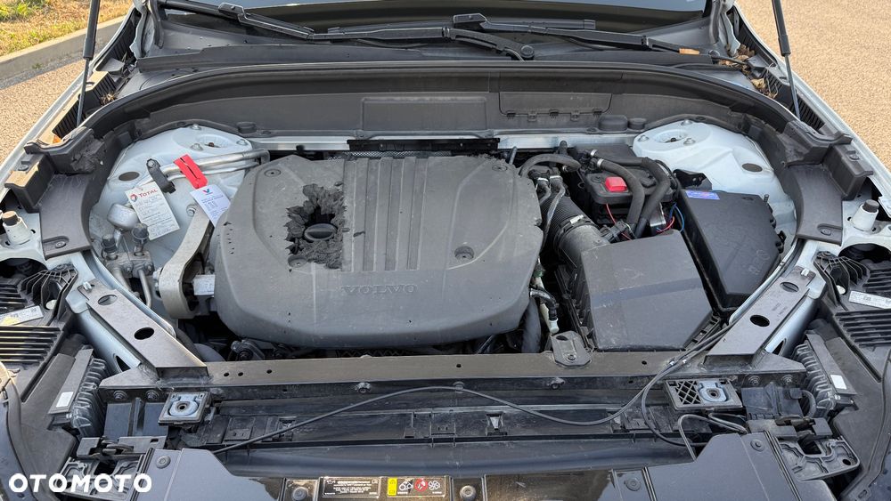 Volvo XC 60 B5 B Momentum - 29