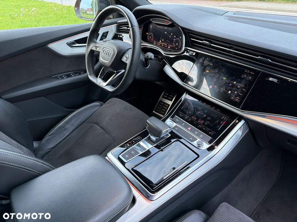 Audi Q8 50 TDI mHEV Quattro Black Edition Tiptronic - 24