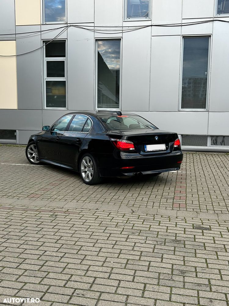 BMW Seria 5 520d Aut. - 13