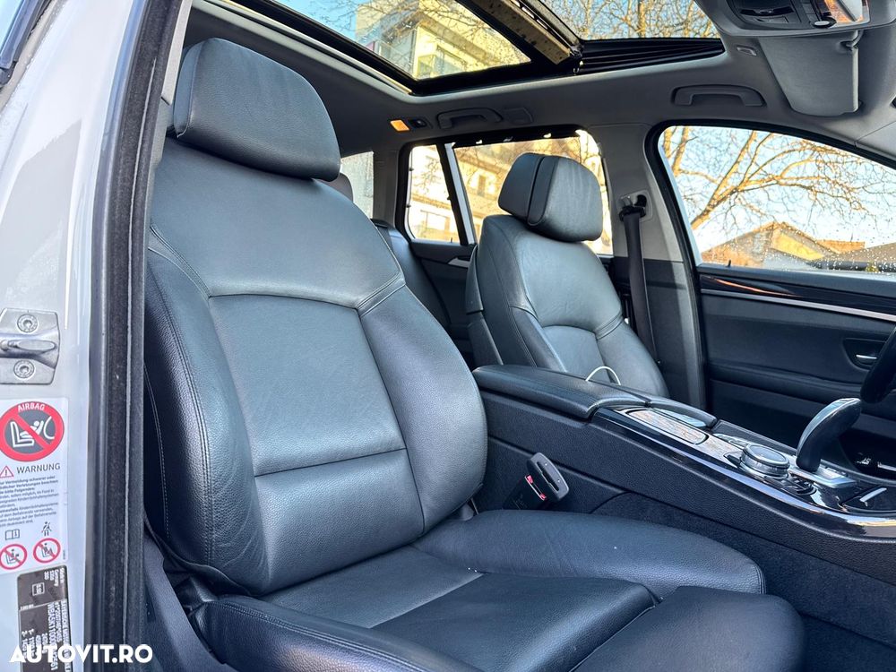 BMW Seria 5 530d Touring Aut. Luxury Line - 4