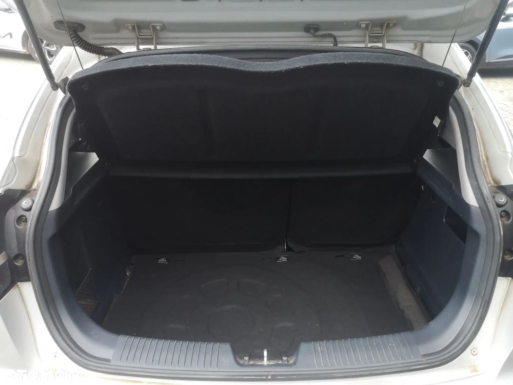 Kia Rio 1.2 M - 20