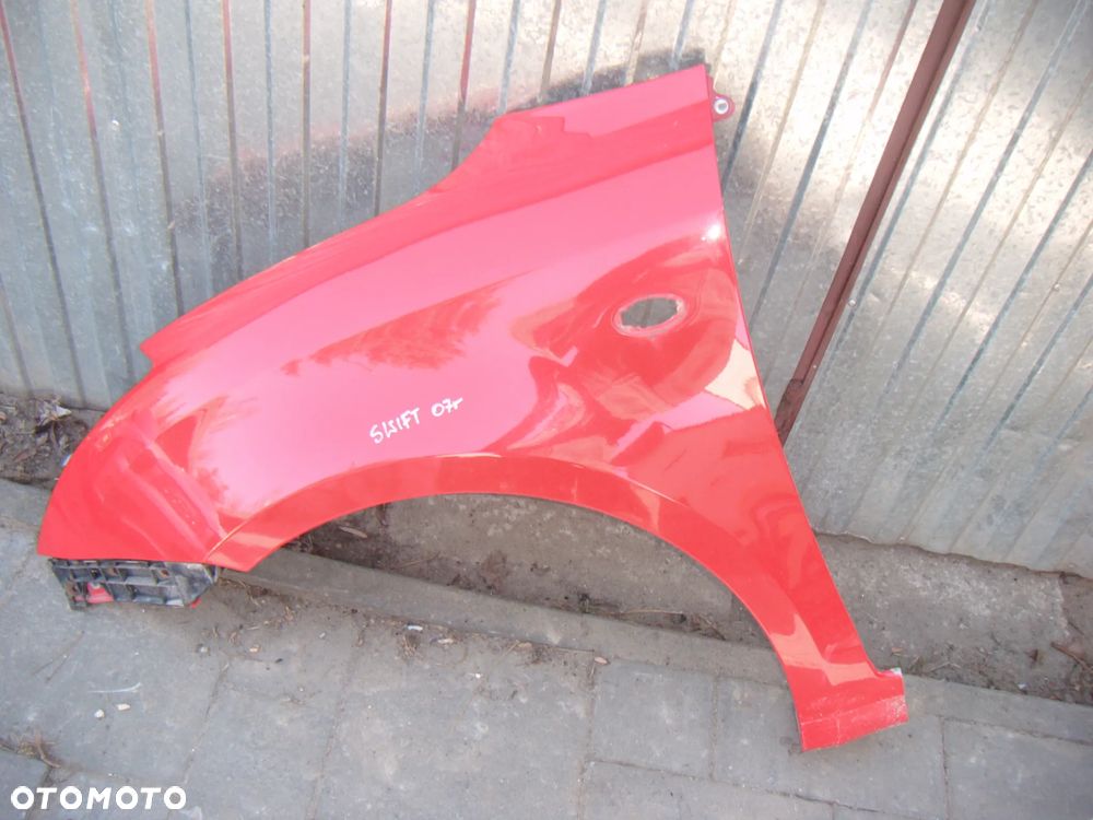 suzuki swift  mk6 07r błotnik lewy przód - 1