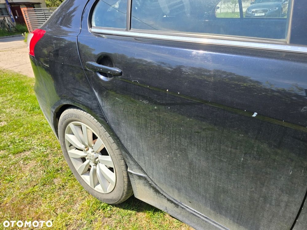 Mitsubishi Lancer 1.8 Intense - 7