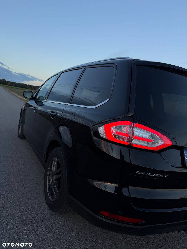 Ford Galaxy - 36