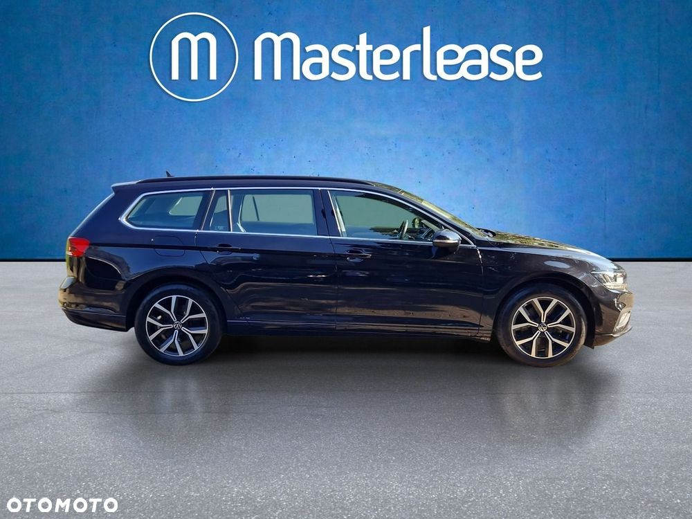 Volkswagen Passat 2023