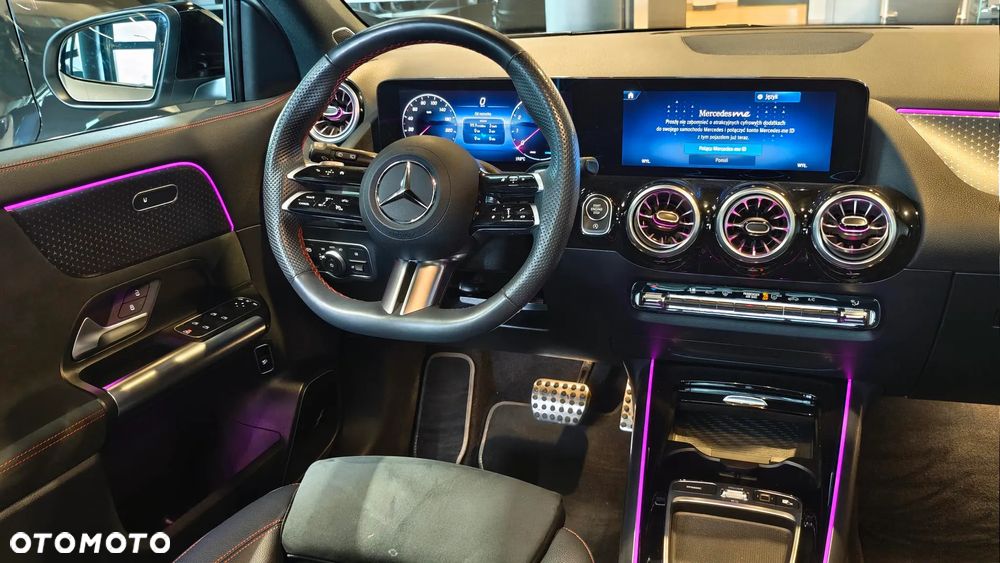 Mercedes-Benz GLA 200 AMG Line - 10