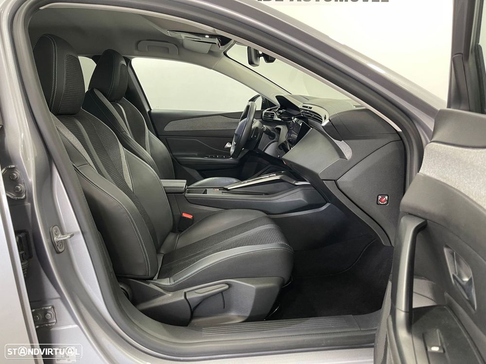 Peugeot 308 SW BlueHDi 130 EAT8 Allure - 19