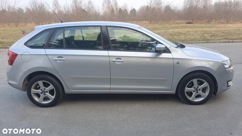 Skoda RAPID 1.6 TDI Edition - 12