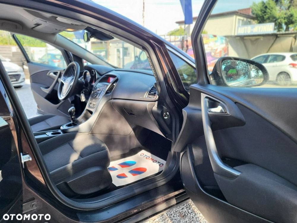 Opel Astra - 17