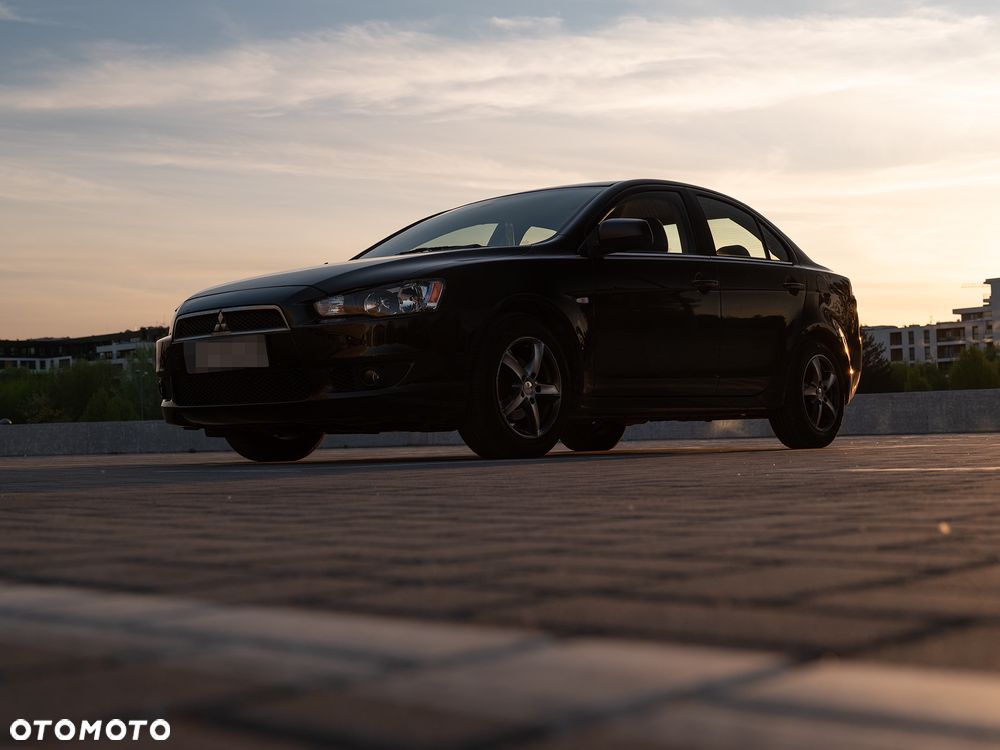 Mitsubishi Lancer 1.8 Invite - 12