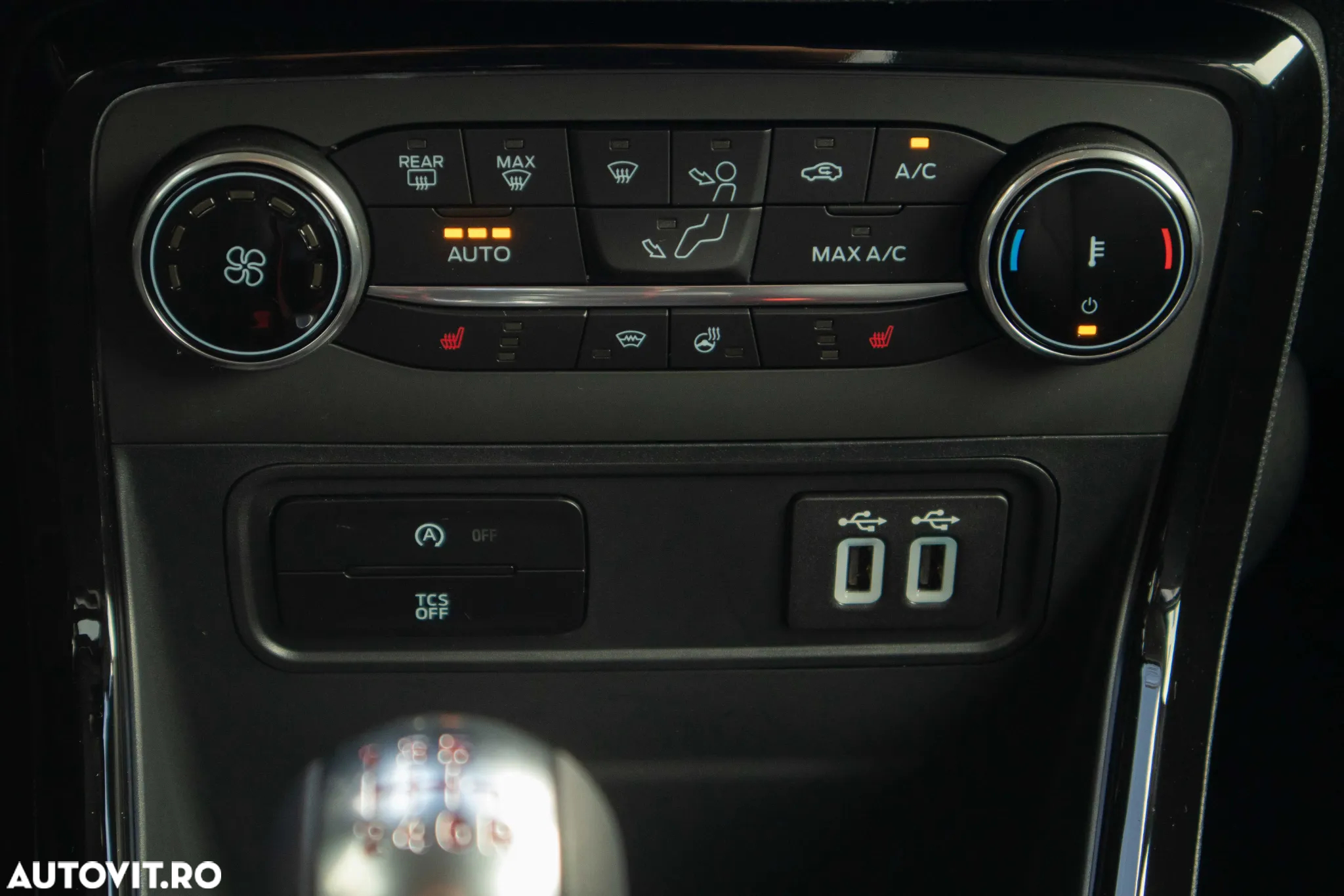 Ford EcoSport - 33