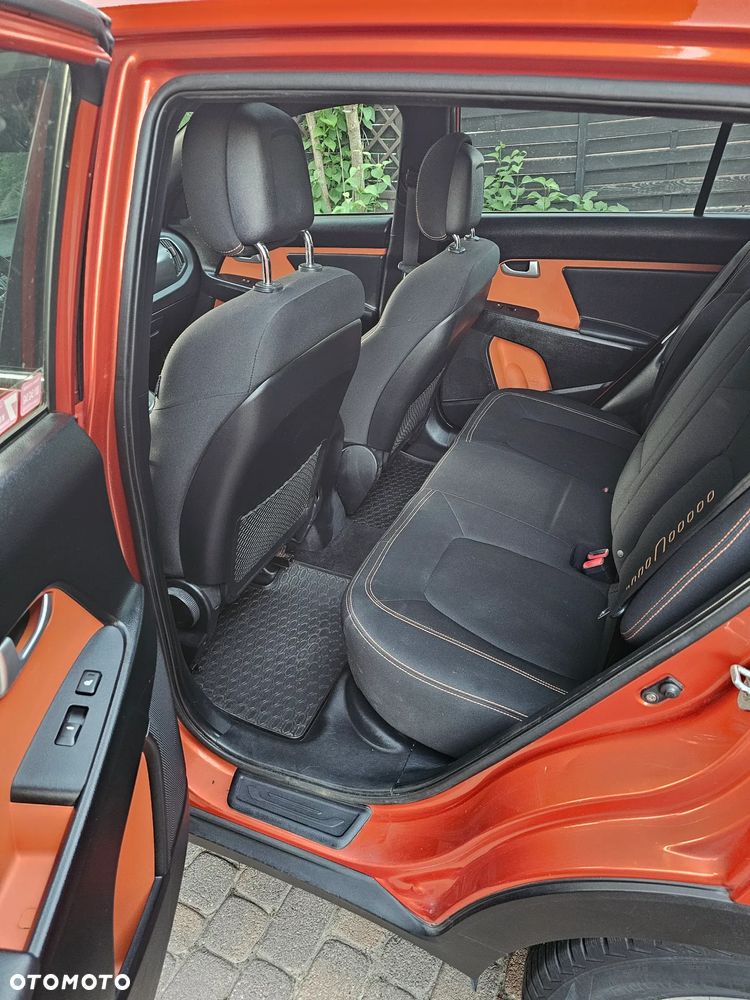 Kia Sportage 2.0 CRDI XL - 3