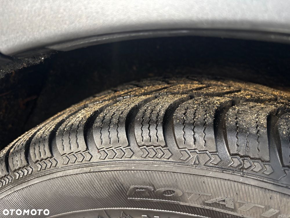 Toyota Avensis 2.2 D-4D Prestige - 5