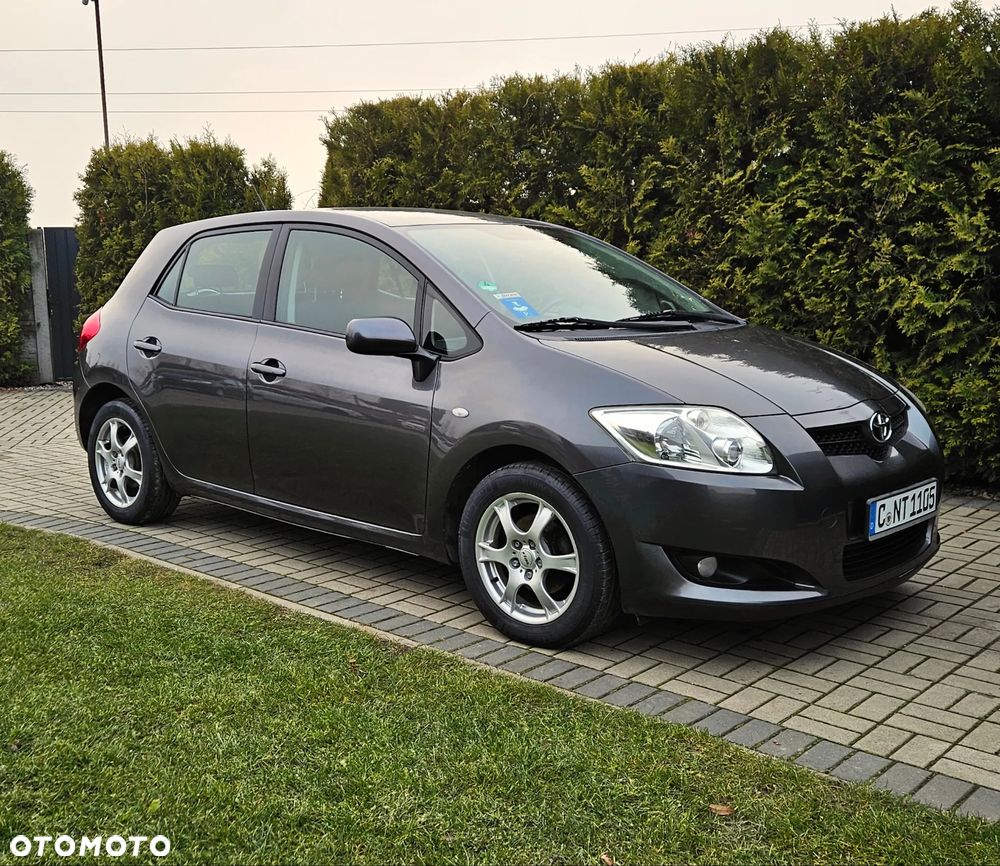 Toyota Auris 1.6 VVT-i Executive - 20