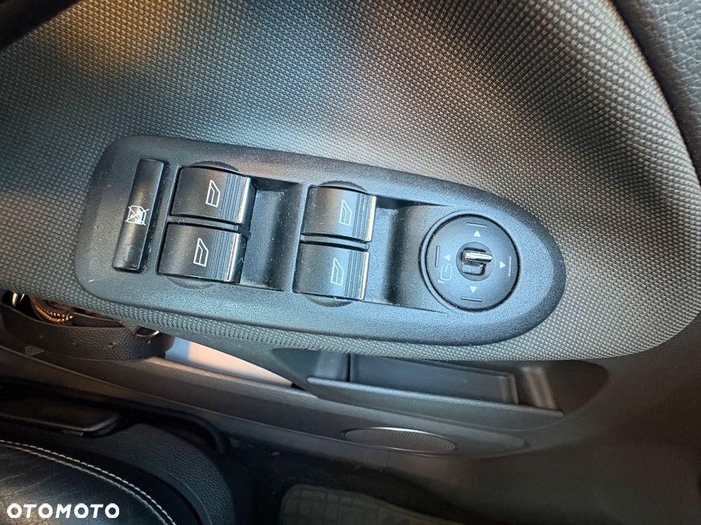 Ford Kuga 2.0 TDCi Titanium - 12