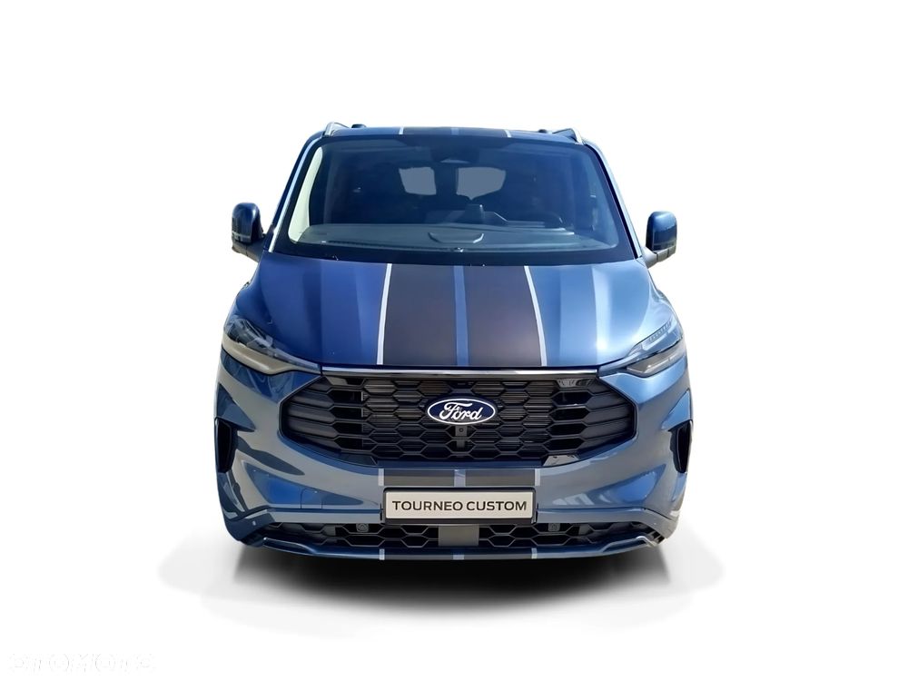 Ford Tourneo Custom - 7