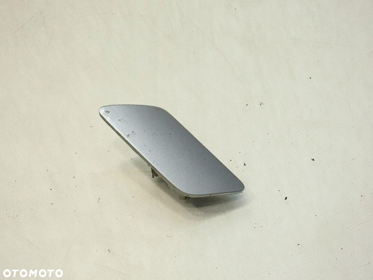 ZAŚLEPKA SPRYSKIWACZA LAMPY LEWA LX7W AUDI A3 8P 8P4955275 - 8