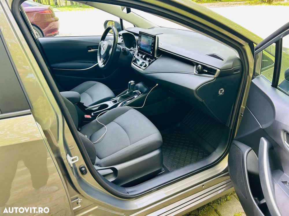 Toyota Corolla 1.8 HSD Business - 10